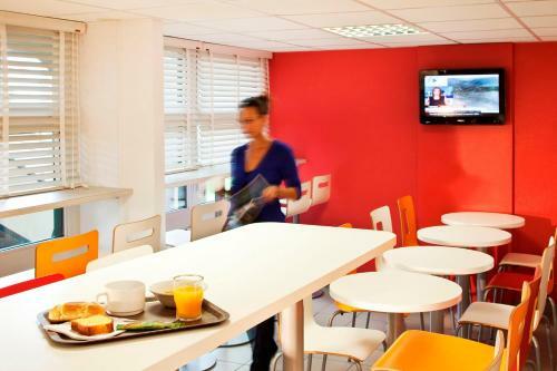 Hotel Premiere Classe Dijon Sud - Marsannay