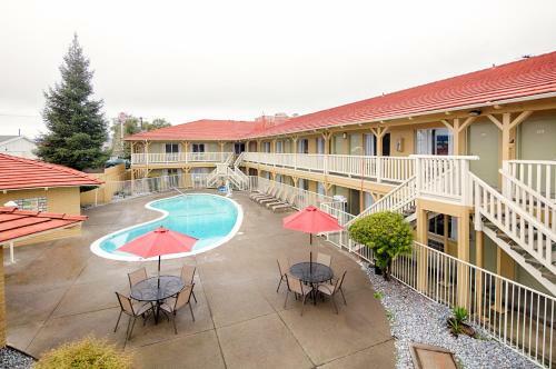 Hotel Hospitality Inn Redding