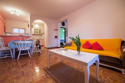 The Sea House Apartments