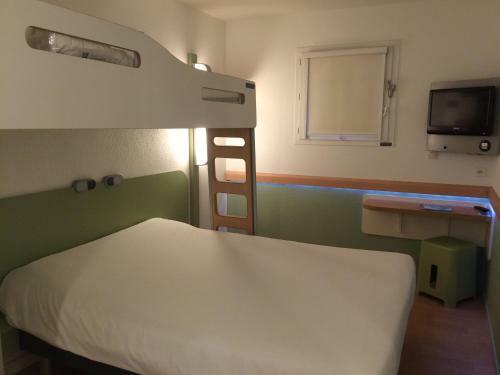 Hotel Ibis Budget Pau Est
