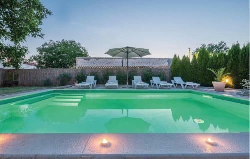 Holiday Home Radeki Polje I