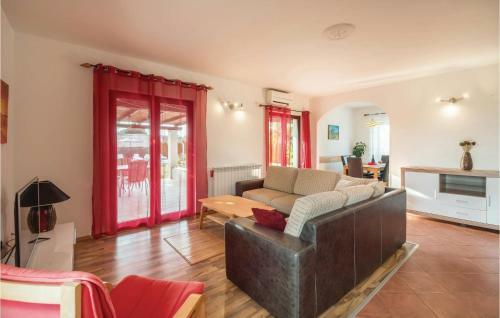 Holiday Home Radeki Polje I