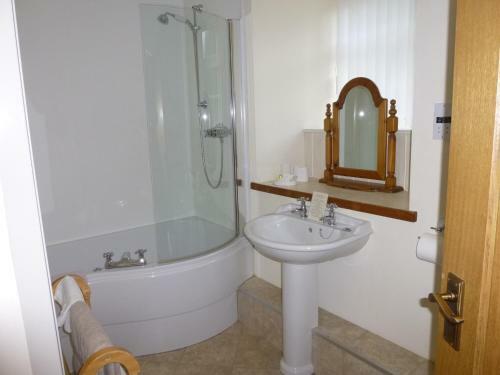 Hewenden Mill Holiday Homes
