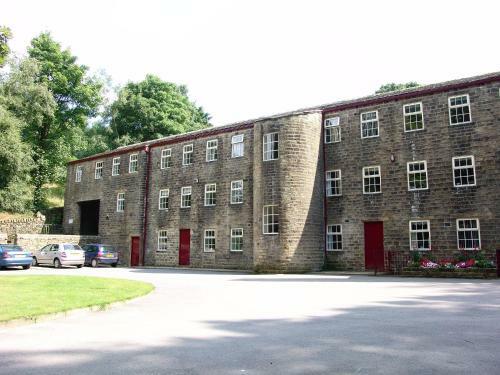 Hewenden Mill Holiday Homes