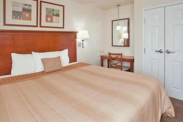 Hotel Candlewood Suites Springfield South