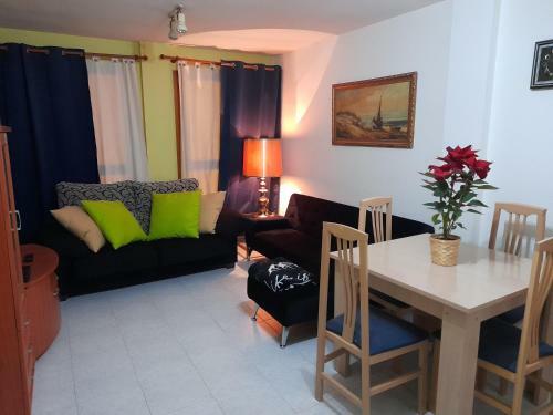 Apartamento C�ntrico "el Rub� Del Pilar"