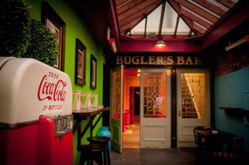 Bed & Breakfast Bugler Doyles Bar & Townhouse