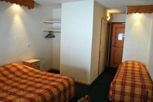 Hotel H�tel Les M�l�zes