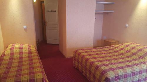Hotel H�tel Les M�l�zes