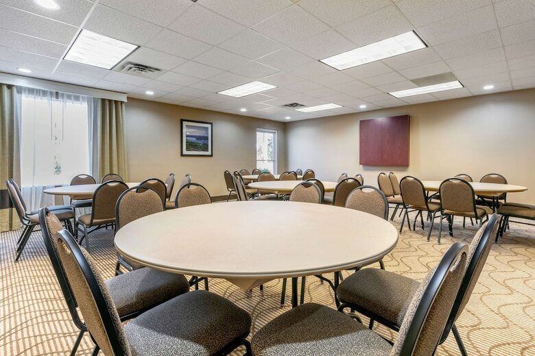 Hotel Sleep Inn & Suites Van Buren