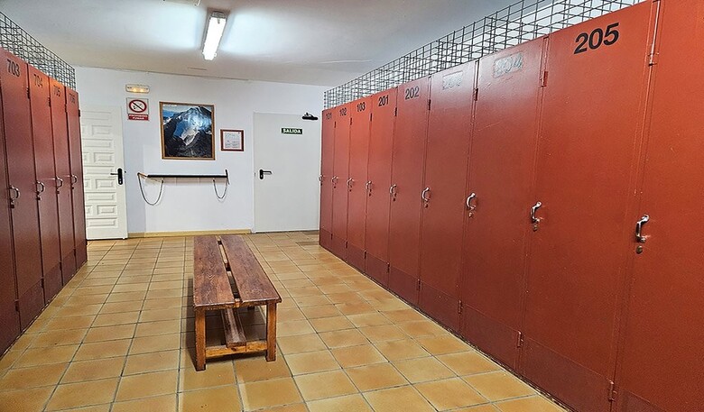 Aparthotel Midi 3000