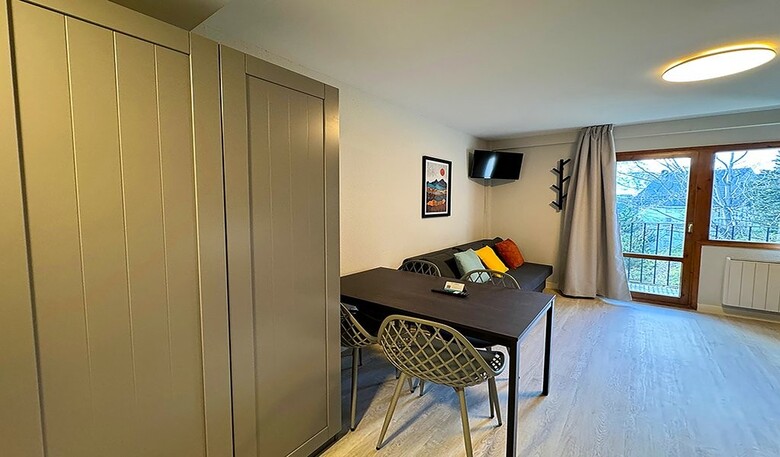 Aparthotel Midi 3000