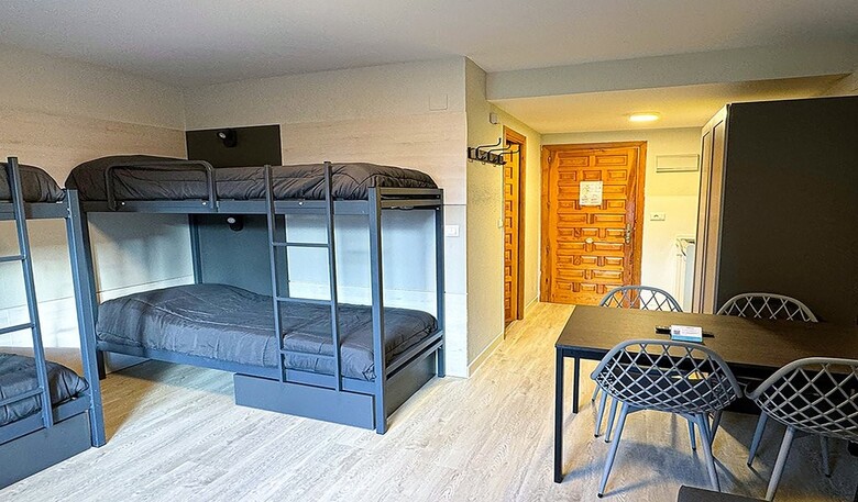 Aparthotel Midi 3000