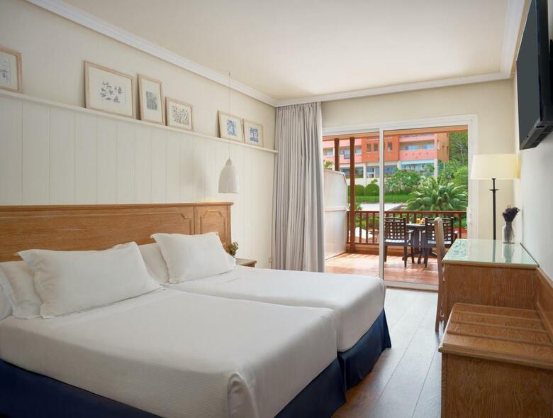 Hotel H10 Mediterranean Village