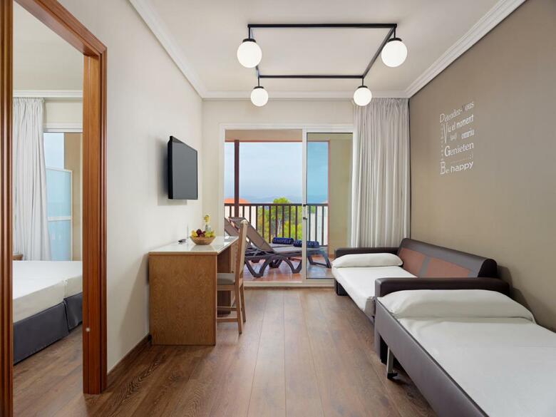 Hotel H10 Mediterranean Village