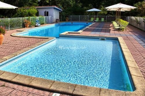 Hotel Logis Le Pont Bernet