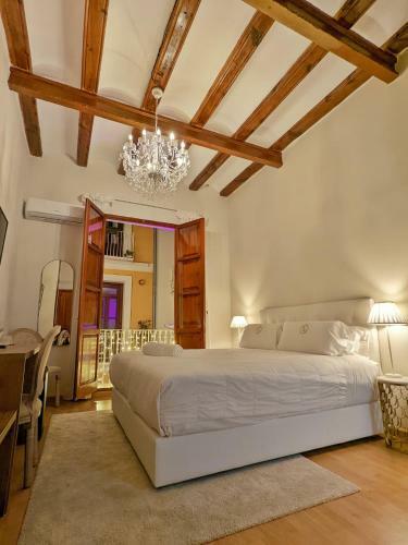 Hotel Catalina Suites