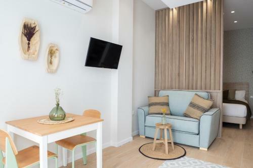 Hostal Florit Flats - The Serreria Rooms