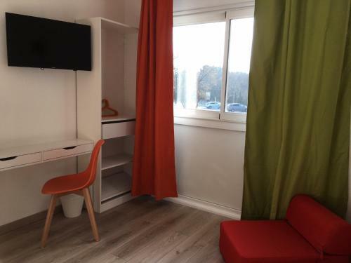 Hotel Revotel
