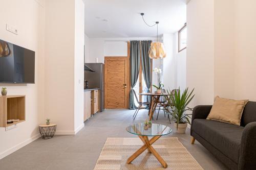 Beautiful Japandi Style Loft Apartment N1