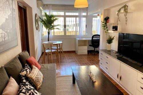 Apartment Near The Beach In Cabanal Area