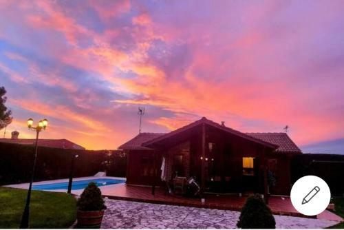 "peque�o Paraiso" Caba�a Con Jacuzzi Y Piscina Privada