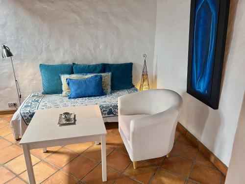Charming Finca With Beautiful Private Gardens