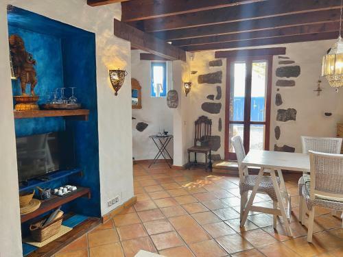 Charming Finca With Beautiful Private Gardens