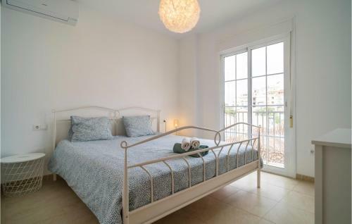 Stunning Apartment In Torrox With Wifi And 3 Bedrooms