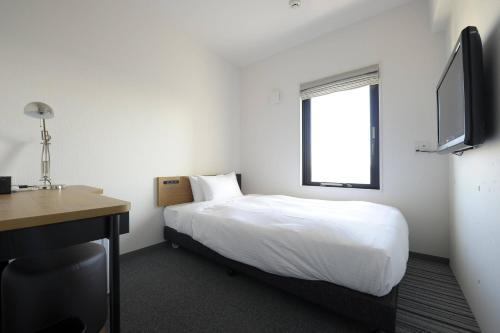 8 Hotel