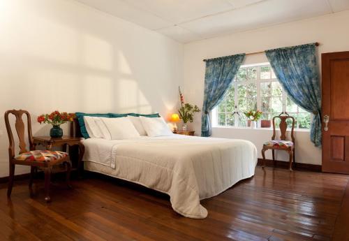 Hostal Hotel Campestre La Tomineja