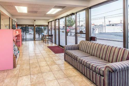 Hotel Parkway Inn Arlington
