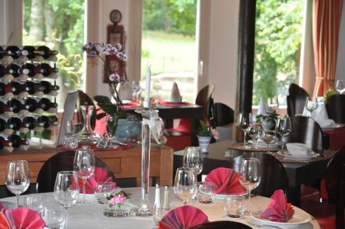 Hotel -restaurant Le Moulin De Villiers