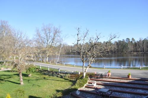 Hotel -restaurant Le Moulin De Villiers