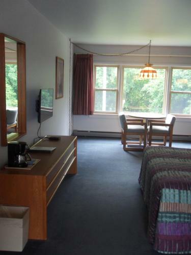 Swan Inn Motel