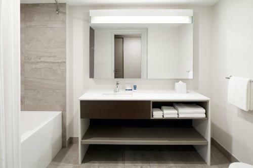 Hotel Four Points By Sheraton L�vis