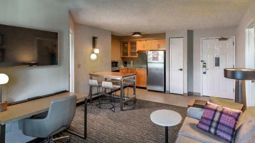 Hotel Residence Inn Anchorage Midtown