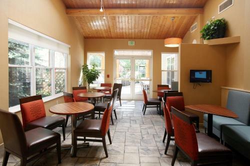 Hotel Residence Inn Anchorage Midtown