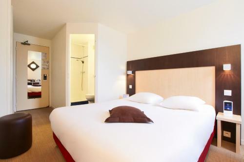 Hotel Kyriad Rouen-nord ~ Mont-st-aignan
