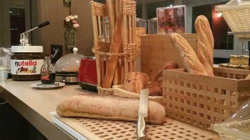 Hotel Kyriad Rouen-nord ~ Mont-st-aignan