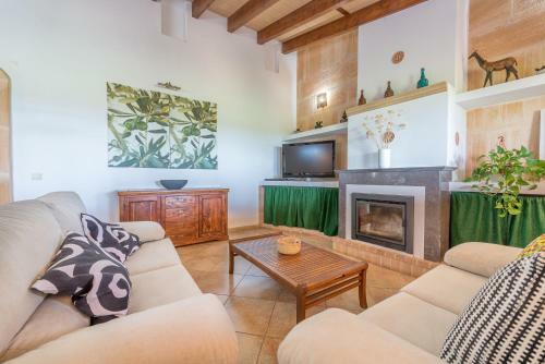 Finca Ses Oliveres By Mallorca House Rent