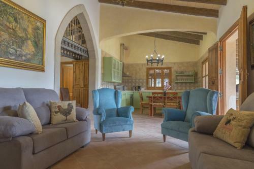 Maravillosa Casa Ses Comes Con Piscina