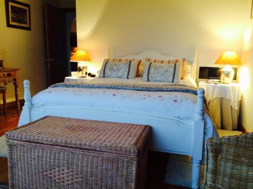 Bed & Breakfast Trecarne House