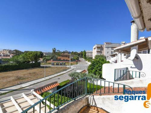 Casa El Vendrell, 4 Dormitorios, 8 Personas - Es-320-3