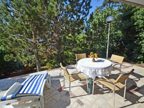 Holiday Home Njivice