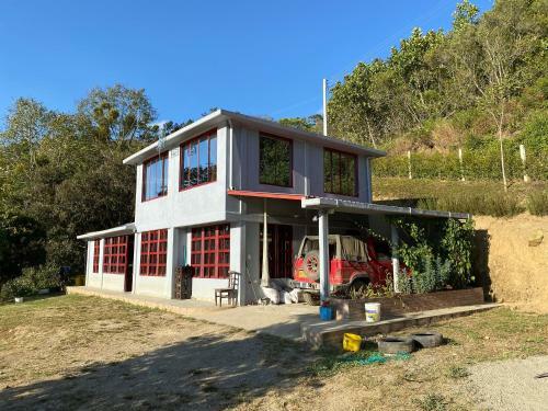 Caba�as Ecoturismo Evy