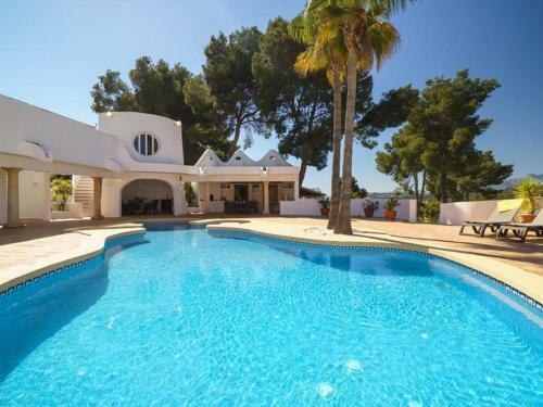Villa Moraira, 4 Dormitorios, 8 Personas - Es-216-12