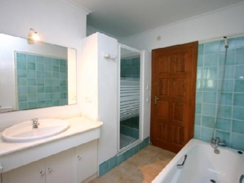 Villa Moraira, 4 Pi�ces, 6 Personnes - Hisp-216-149