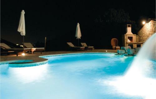 Holiday Home Gondolici Cr