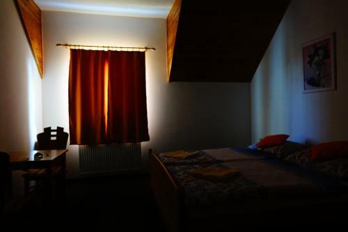 Hostal Penzion U Stud�nky